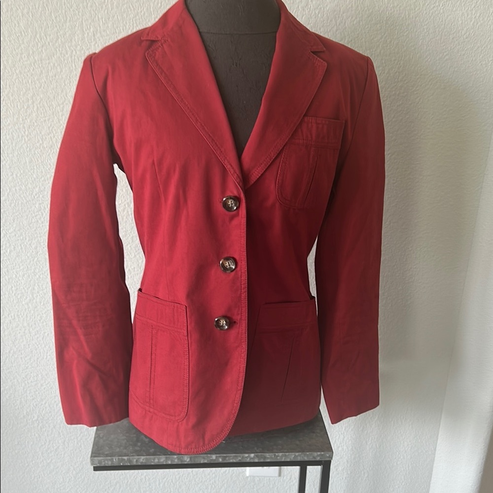 Bannana Republic red blazer‎ 26 inches from shoulder to bottom